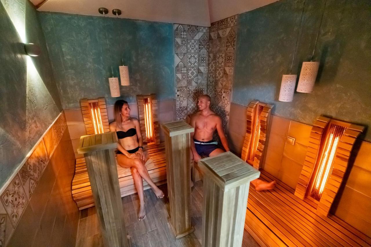 Alfa Hotel & Wellness Miskolctapolca מראה חיצוני תמונה