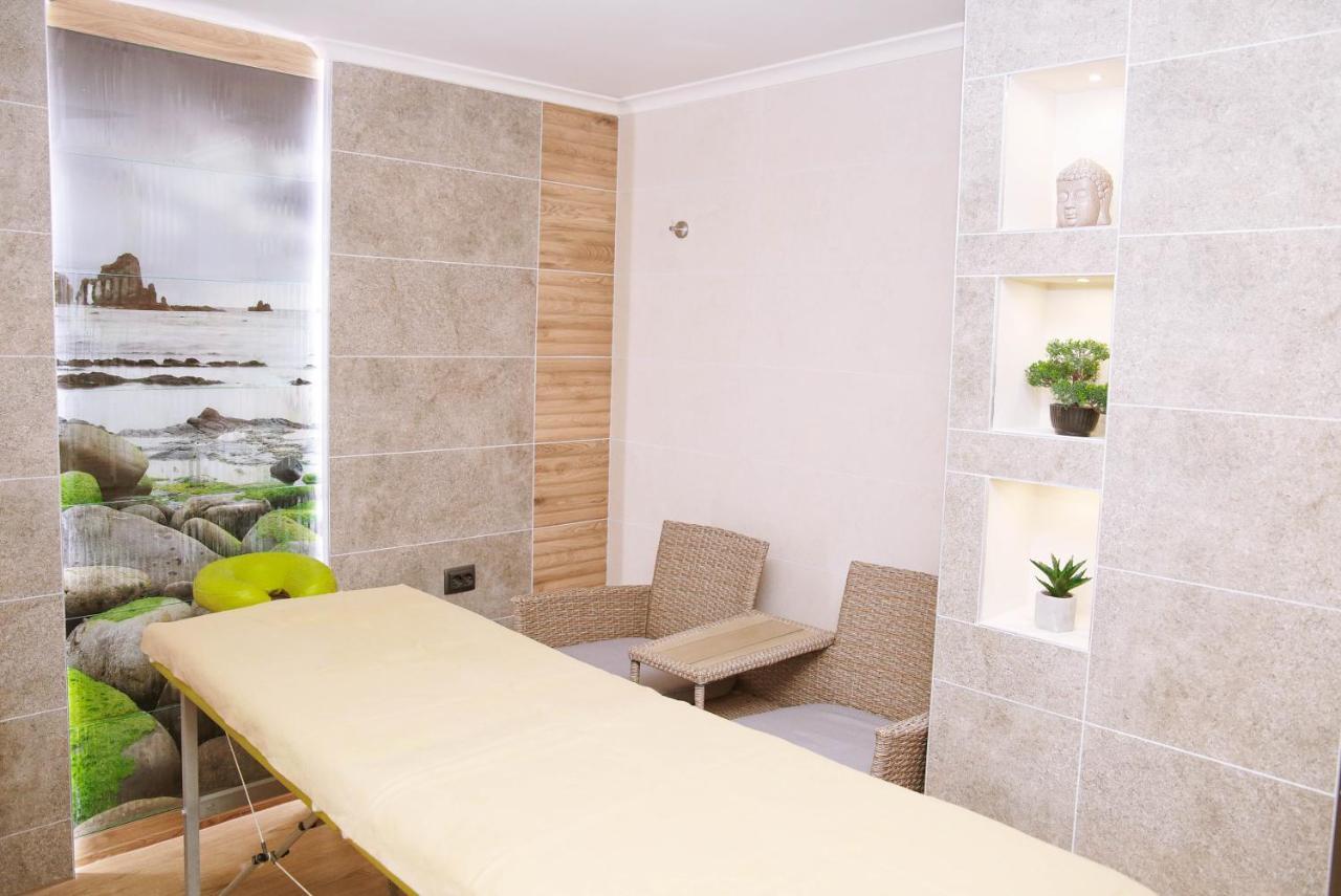Alfa Hotel & Wellness Miskolctapolca מראה חיצוני תמונה